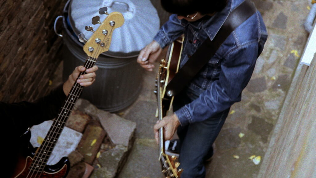 Imagen destacada de noticia: COOPER: Mondo Sonoro -Internet Tour- noveno día "En La Basura"